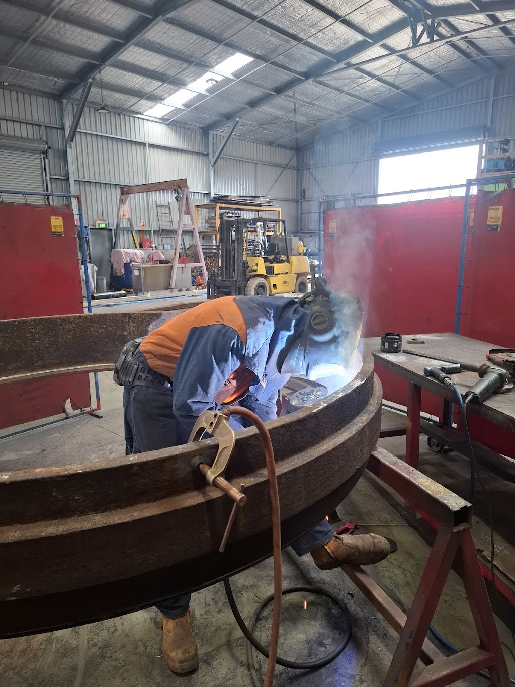 JG Industries Welding | 34 Laidlaw Dr, Delacombe VIC 3356, Australia | Phone: 0400 266 990