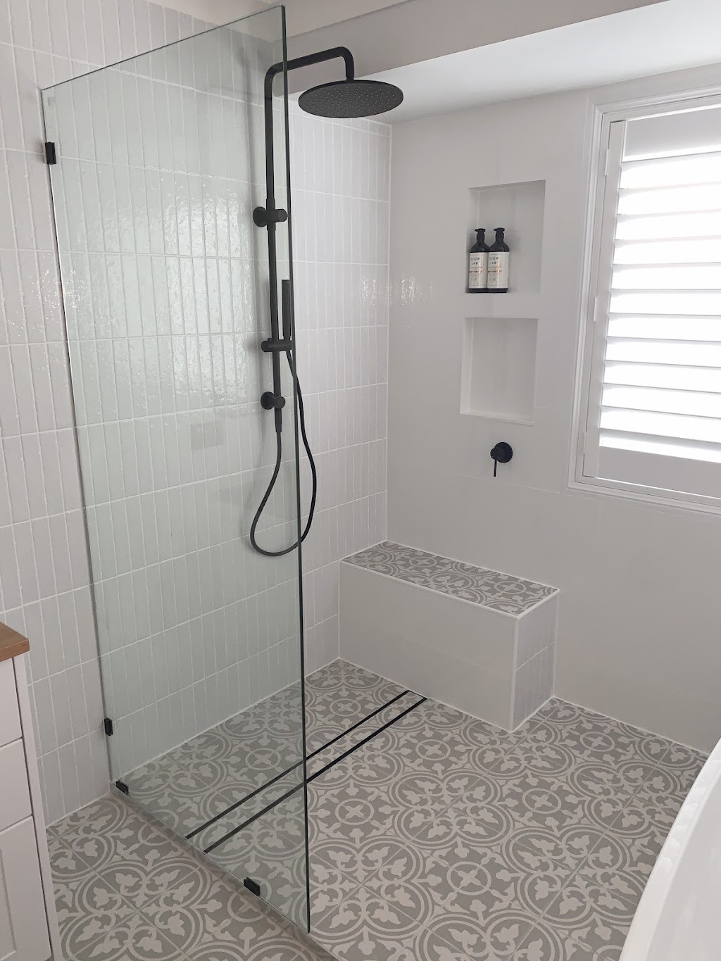 Williams Tiling | general contractor | 5 Whitman St, Gracemere QLD 4702, Australia | 0418871787 OR +61 418 871 787