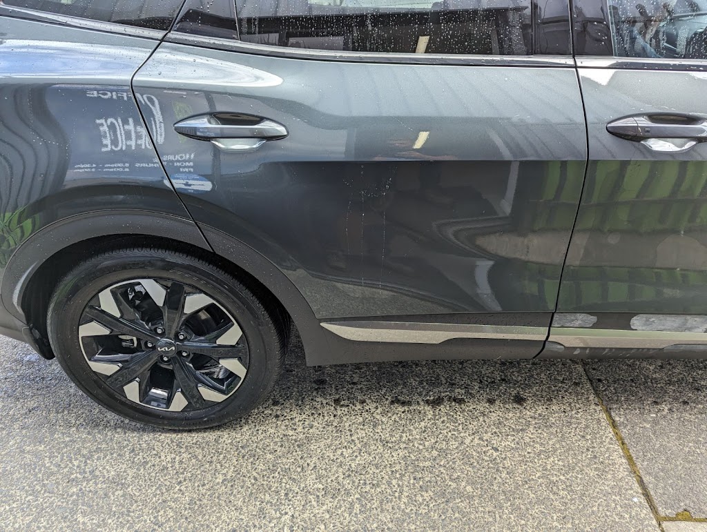 Arizona Smash Repairs | 8/15 Arizona Rd, Charmhaven NSW 2263, Australia | Phone: (02) 4392 3377