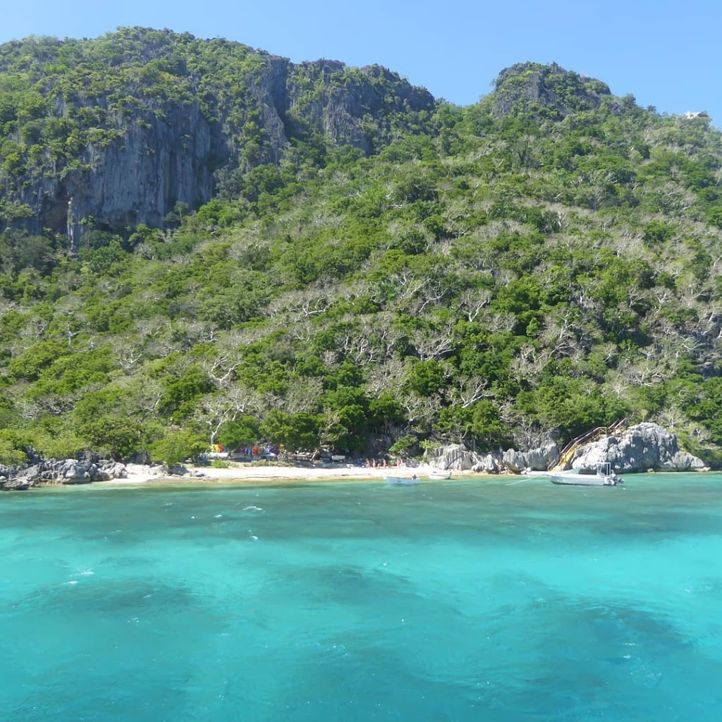 Lindeman Islands National Park | Lindeman Islands QLD 4805, Australia | Phone: 1300 130 372