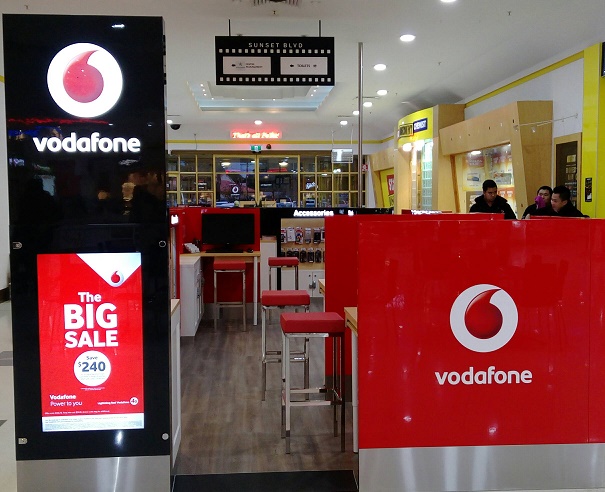 Vodafone - Hollywood Plaza | store | Kiosk 1 Hollywood Plaza, Winzor Street, Salisbury Downs SA 5108, Australia | 0881825231 OR +61 8 8182 5231