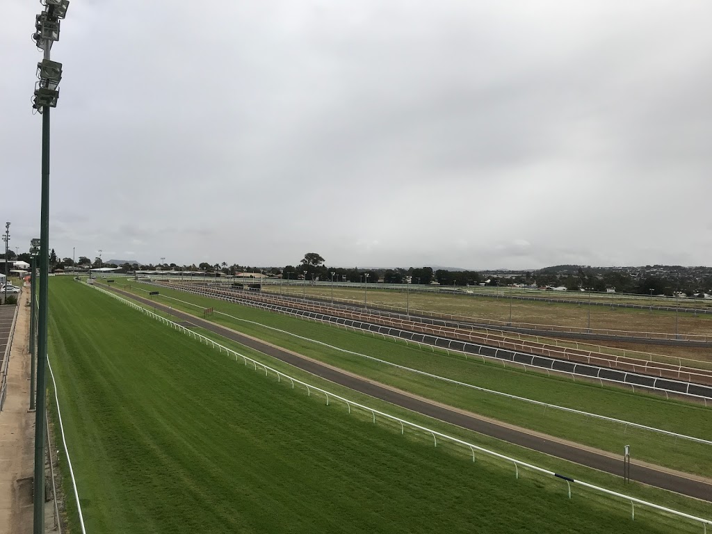 The Toowoomba Turf Club | Hursley Rd, Toowoomba City QLD 4350, Australia | Phone: (07) 4634 6066