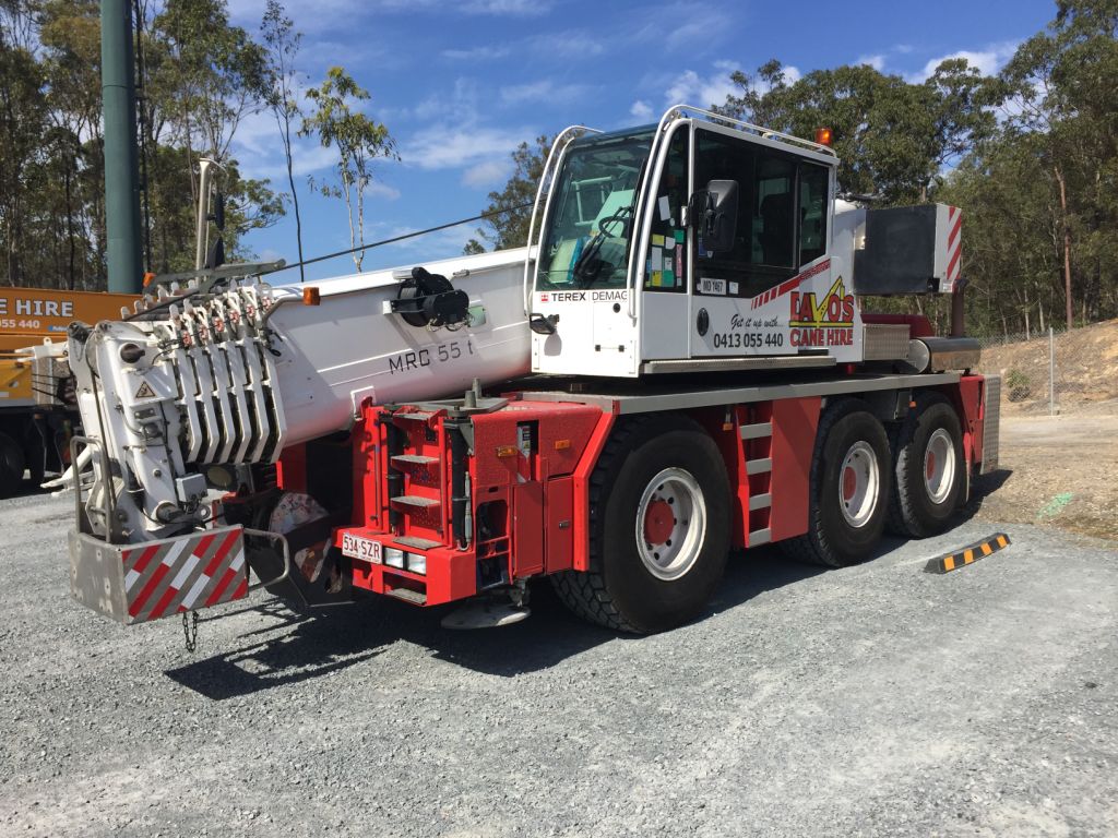 Davos Crane Hire | 30 Palings Ct, Nerang QLD 4211, Australia | Phone: 0413 055 440