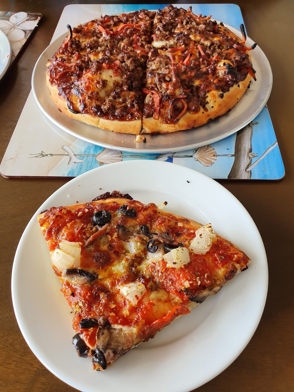 Me2U Tolga Pizza & Cafe | meal takeaway | Kennedy Hwy &, Auld Rd, Tolga QLD 4882, Australia | 0498761484 OR +61 498 761 484