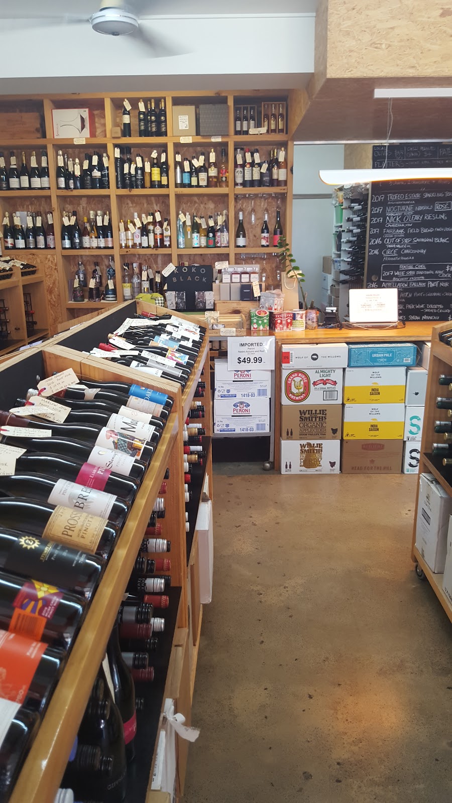 Independent Wine Store | cafe | 2117 Point Nepean Rd, Rye VIC 3941, Australia | 0359854346 OR +61 3 5985 4346