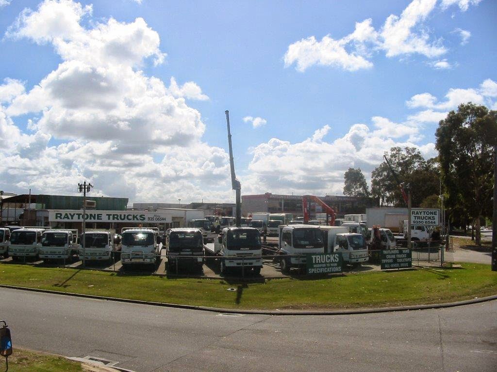 Raytone Trucks | store | 134 Welshpool Rd, Welshpool WA 6106, Australia | 0893506544 OR +61 8 9350 6544