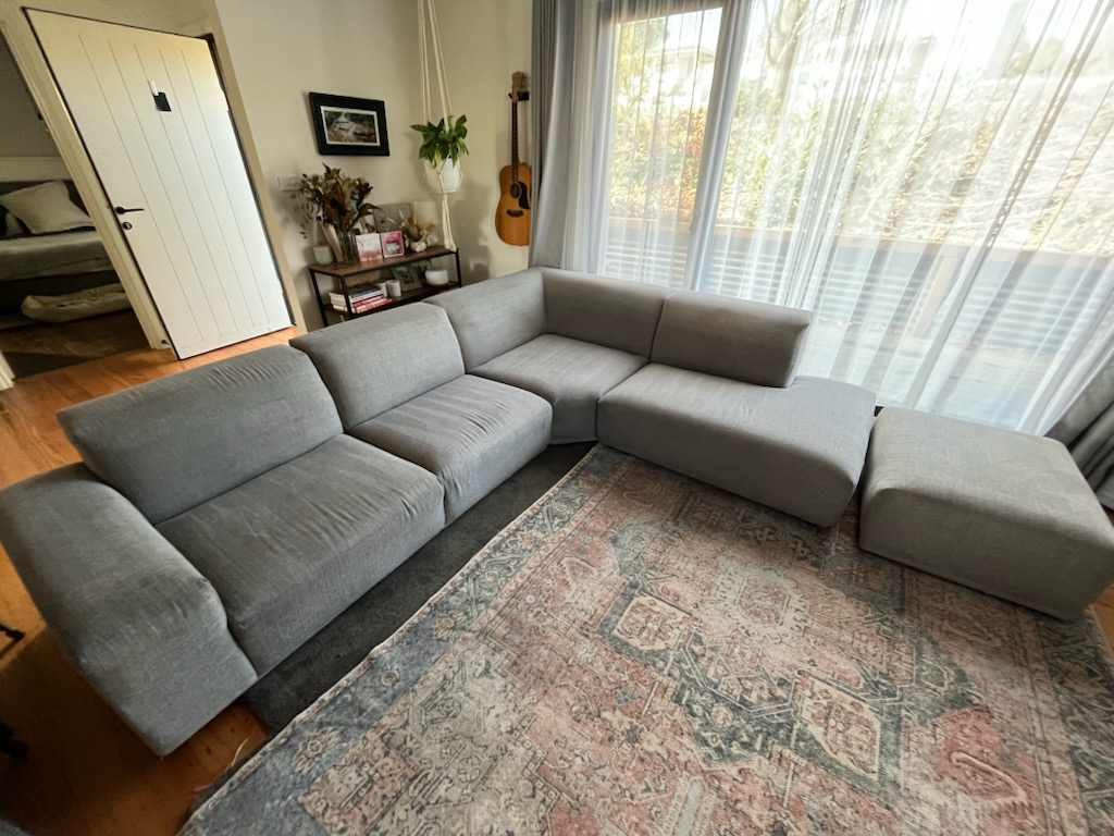 Yarra Valley Carpet Cleaning | 5 Davison Dr, Coldstream VIC 3770, Australia | Phone: 0490 697 311