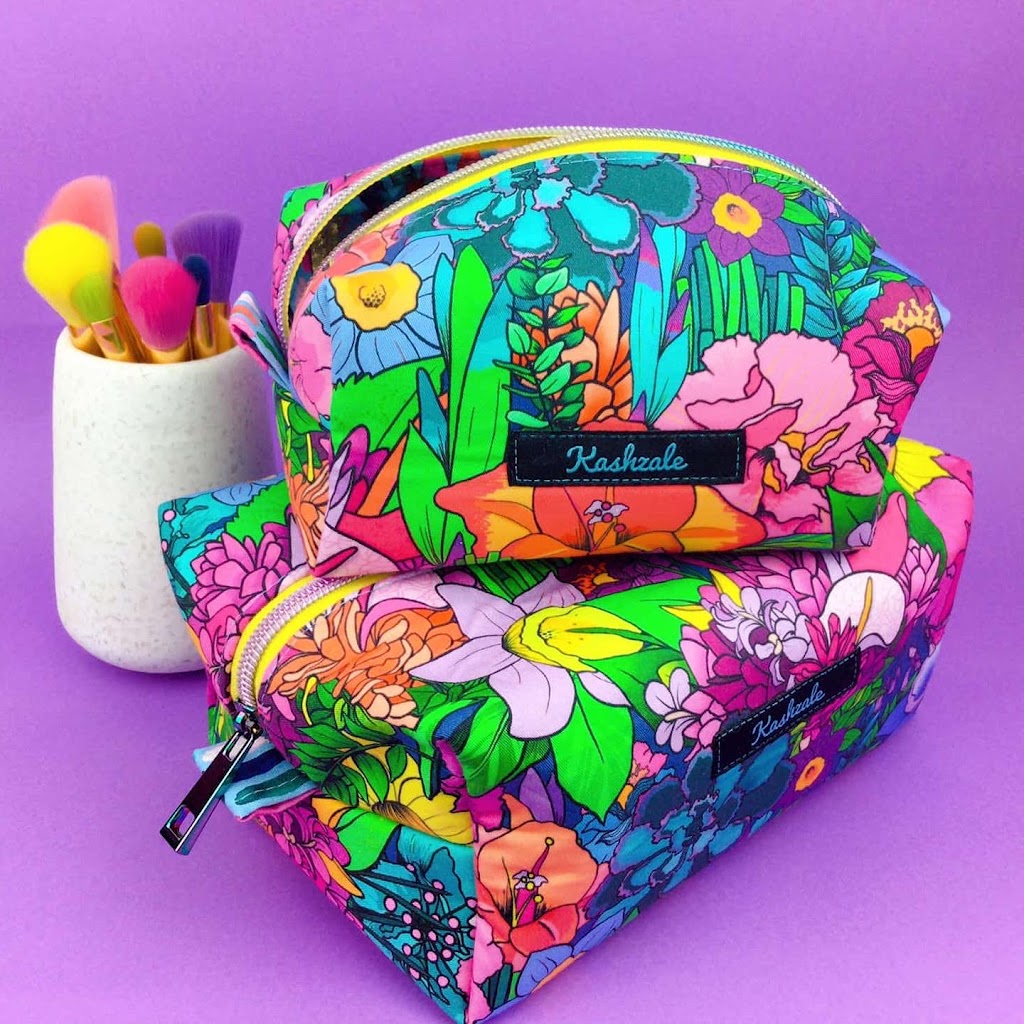 Kashzale Handmade Cosmetic Bags | 6 Bendanelle Ct, Garfield VIC 3814, Australia | Phone: 0415 620 249