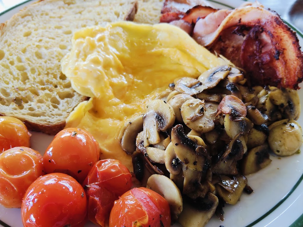 Robertos Italian & Pizzeria | 42 Hoddle St, Robertson NSW 2577, Australia | Phone: 0423 314 295