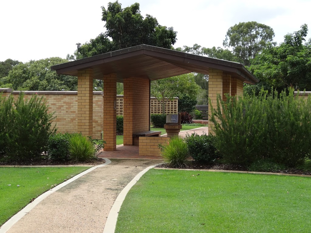 Queensland Garden of Rememberance | park | 294 Graham Rd, Bridgeman Downs QLD 4035, Australia | 1800555254 OR +61 1800 555 254