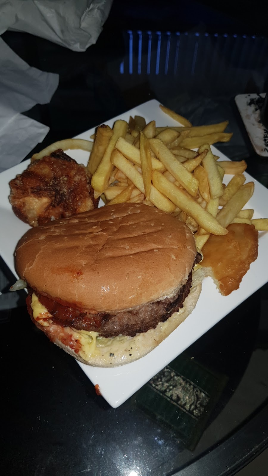 Big Chief Burgers | 49 Rooty Hill Rd N, Rooty Hill NSW 2766, Australia | Phone: (02) 9675 5056