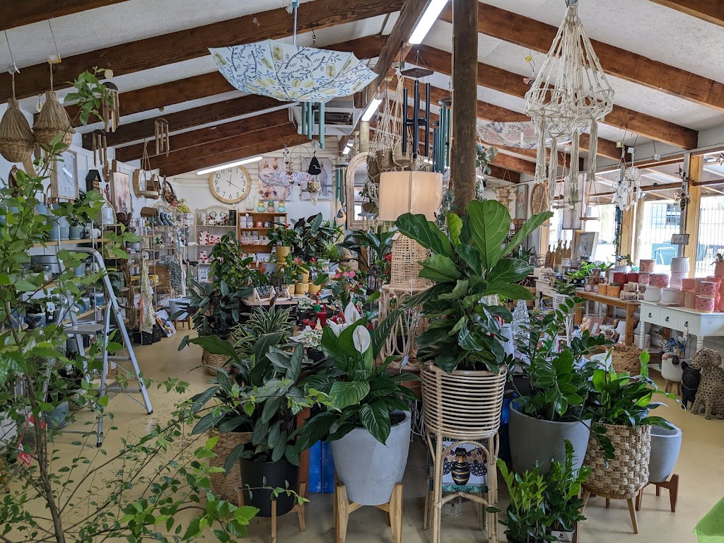 The Earth Works Garden Centre | 13 Old Sturt Hwy, Berri SA 5343, Australia | Phone: (08) 8582 3775