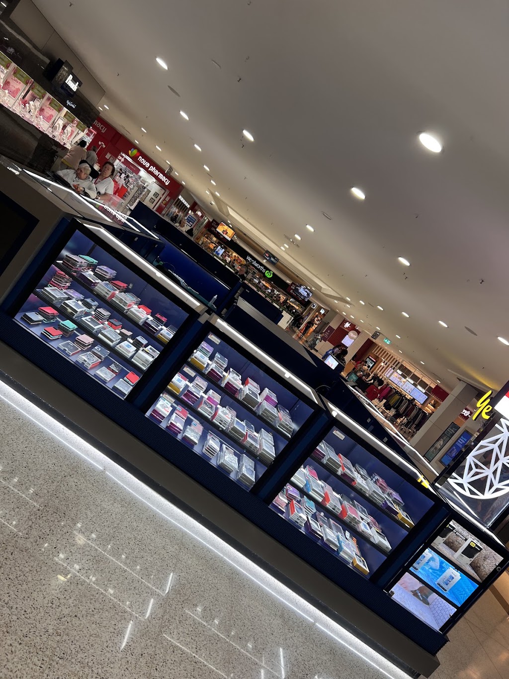 Tech World Communications Waverley Gardens | Shop K007/271 Police Rd, Mulgrave VIC 3170, Australia | Phone: 0466 017 439