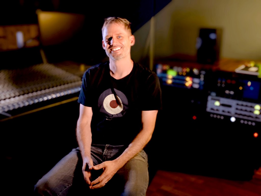 Mix Artist Studio | Left Bank Rd, Mullumbimby NSW 2482, Australia | Phone: 0404 768 986