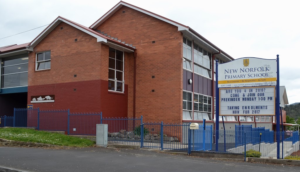 New Norfolk Primary School | school | 8 Pioneer Ave, New Norfolk TAS 7140, Australia | 0362612488 OR +61 3 6261 2488