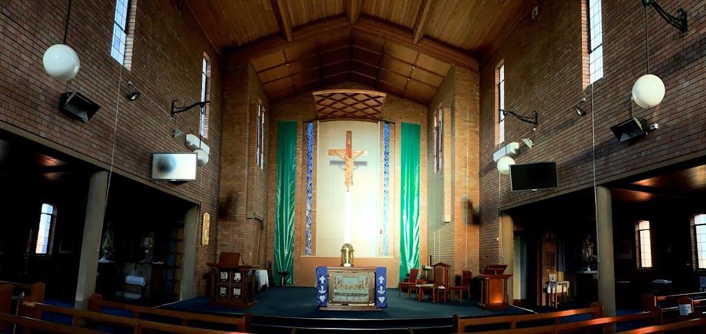 St. Gregorys Catholic Church | church | 47 Lowe St, Queanbeyan NSW 2620, Australia | 0262994611 OR +61 2 6299 4611