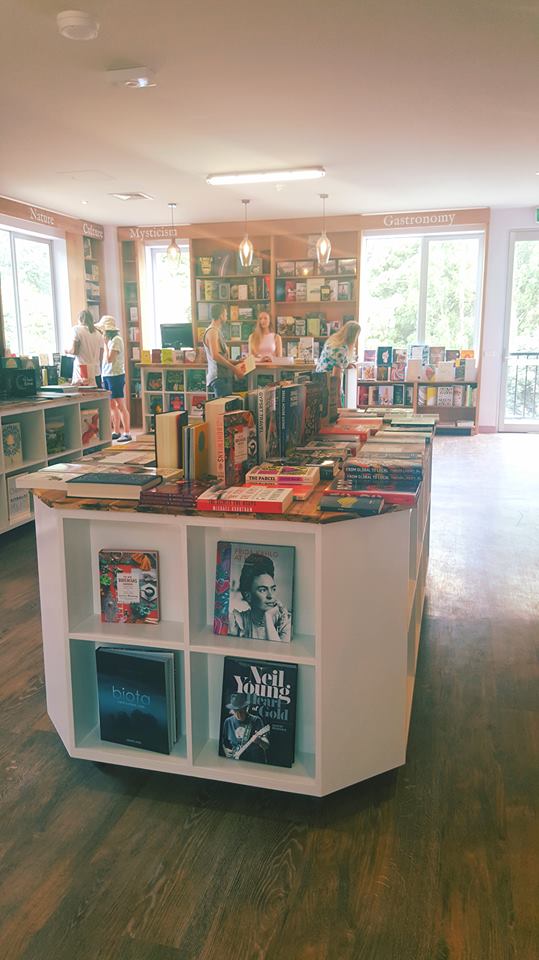 The Faraway Tree Bookshop | book store | Shop 4/540 Mount Dandenong Tourist Rd, Olinda VIC 3788, Australia | 0397510493 OR +61 3 9751 0493