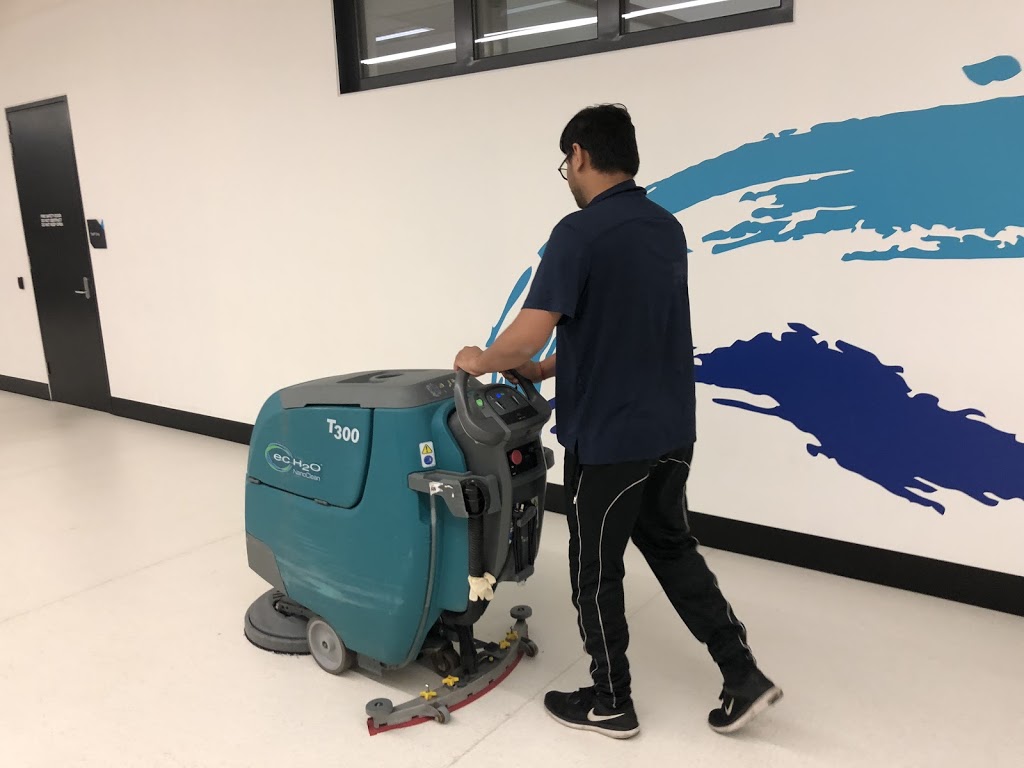 Pristine Property Cleaning Services-Carpet steam cleaning & End  | laundry | Unit 3/7 Toolondo Cl, Caroline Springs VIC 3023, Australia | 0433603968 OR +61 433 603 968