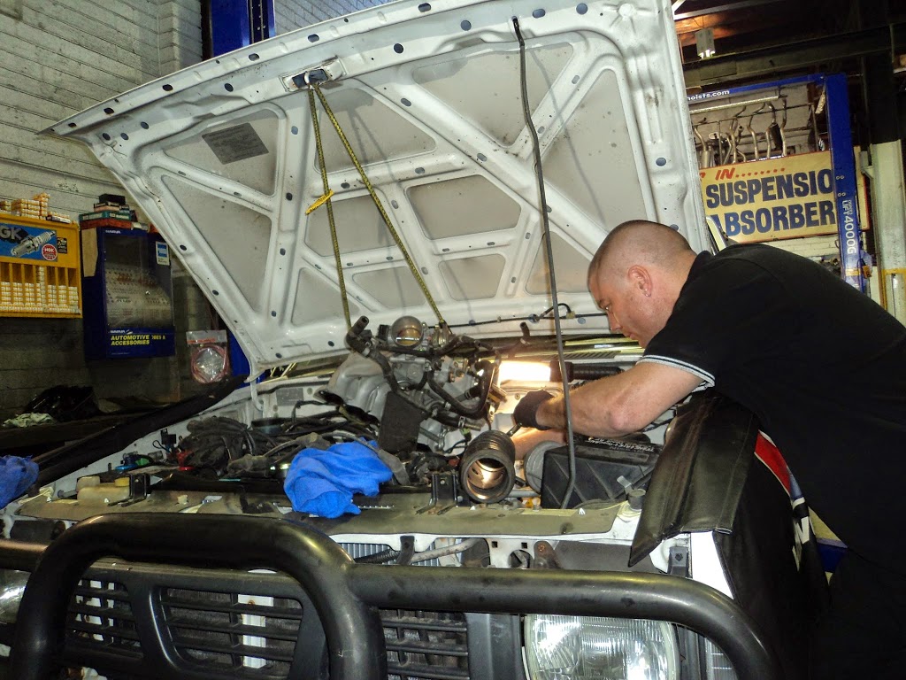 AutoTech Rozelle | car repair | 73 Victoria Rd, Rozelle NSW 2039, Australia | 0298102282 OR +61 2 9810 2282