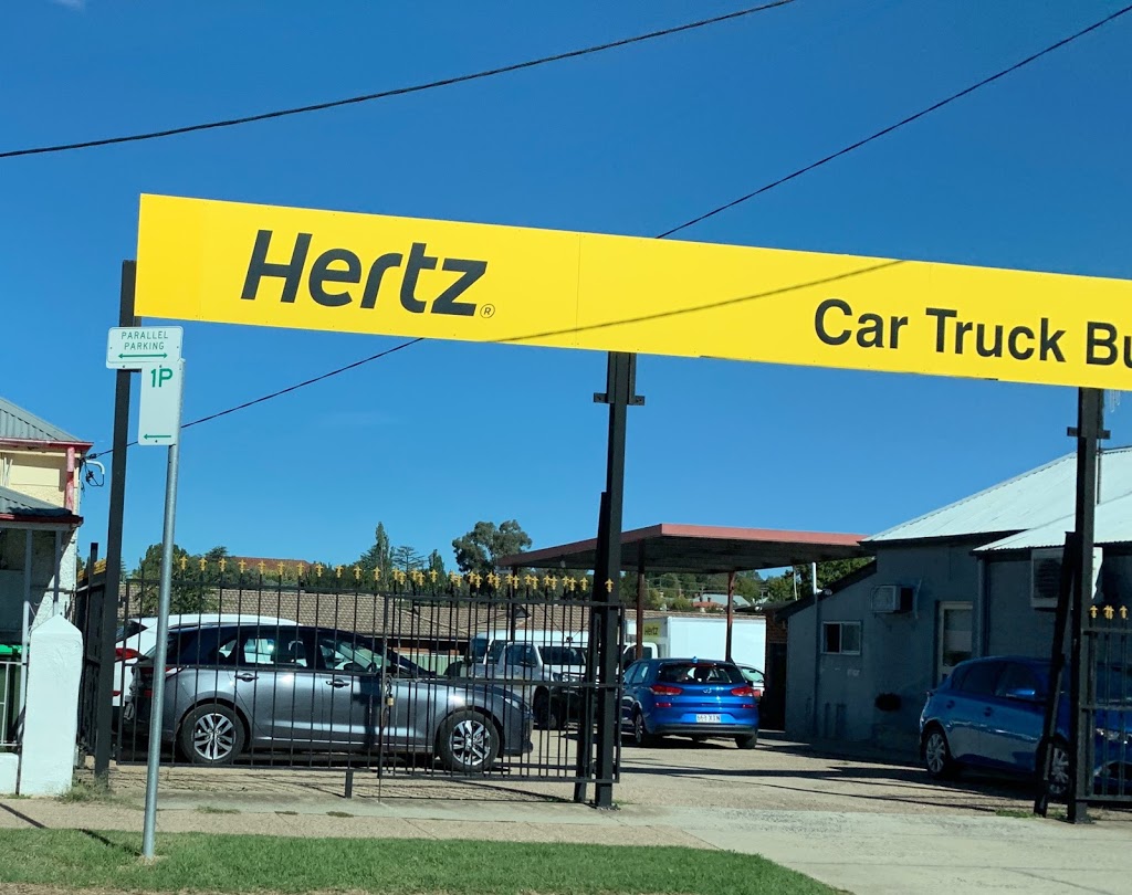 Hertz Car Rental Bathurst | 260 Stewart St, Bathurst NSW 2795, Australia | Phone: (02) 6332 5255