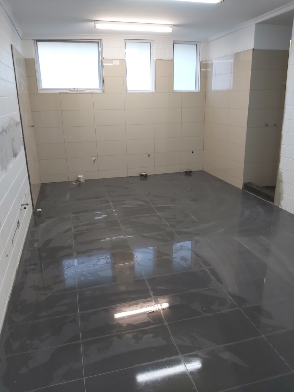 Basso tiling home maintenance | general contractor | 13 Hewitt Rd, Elizabeth South SA 5112, Australia | 0476918500 OR +61 476 918 500