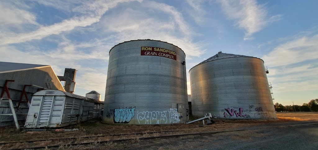 Yarrawonga Railway Station | Lott St, Yarrawonga VIC 3730, Australia | Phone: 0428 431 124