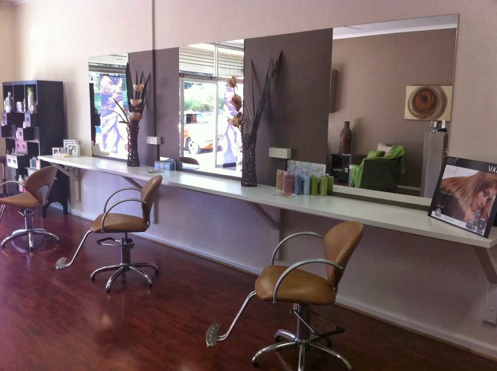 Akora Hair Salon (8 Collins Pl) Opening Hours