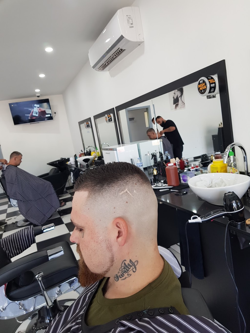 Fredons Barber Shop | hair care | 7-11 Caloola Ave, Penrith NSW 2750, Australia | 0247425839 OR +61 2 4742 5839