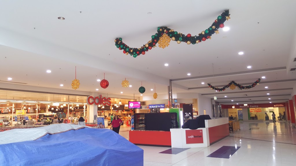 Wyndham Village Shopping Centre | shopping mall | 380 Sayers Rd, Tarneit VIC 3029, Australia