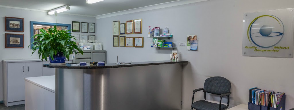 Hornsby Denture Clinic | dentist | 5/1 Ashley St, Hornsby NSW 2077, Australia | 0294777650 OR +61 2 9477 7650
