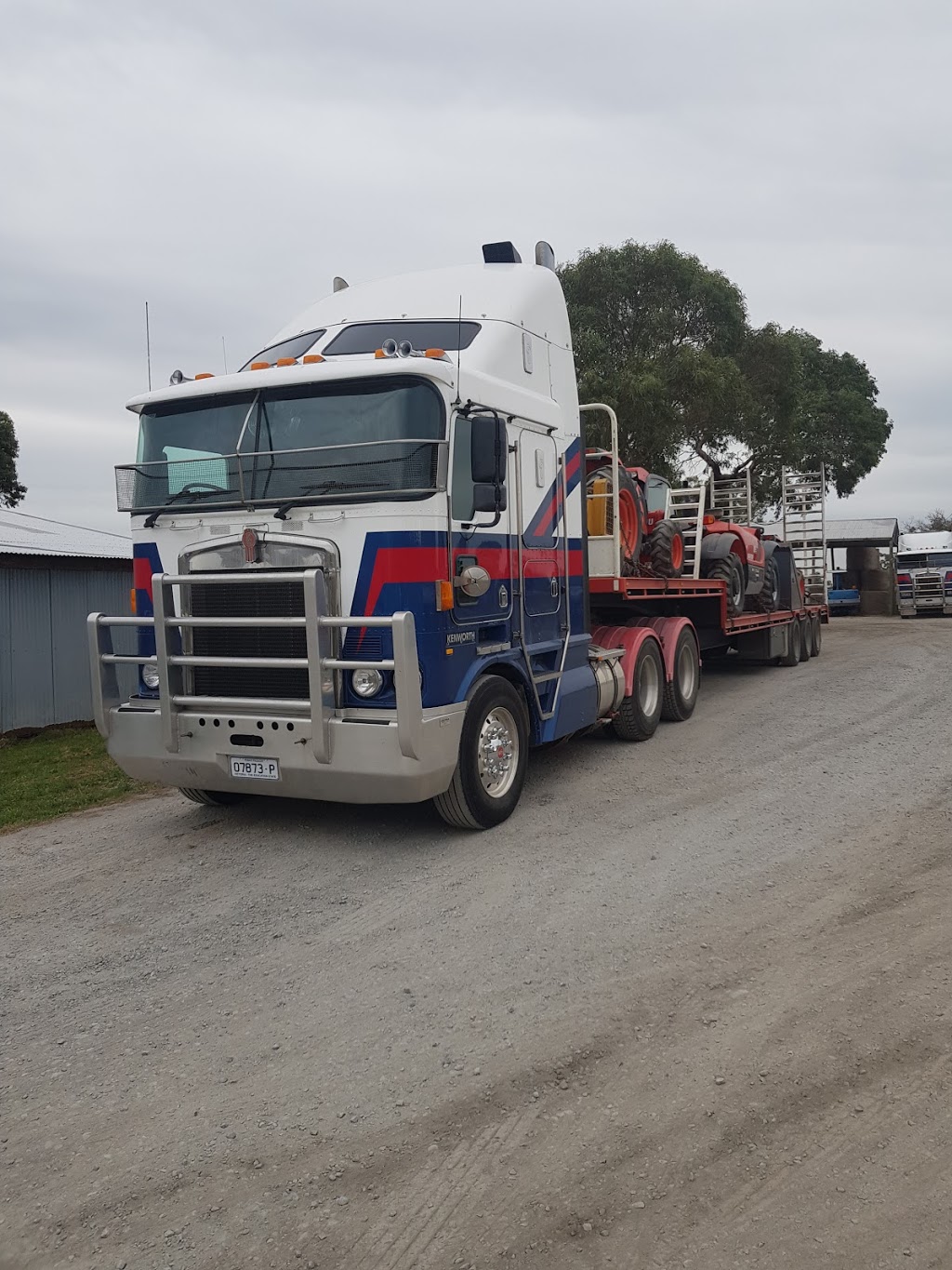 Lightowler Fowl Manure Supplies Pty Ltd | 152 Eramosa Rd E, Somerville VIC 3912, Australia | Phone: (03) 5977 6628