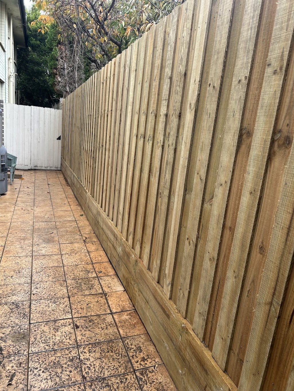 Timberline Fencing & Landscapes | 22 Donday Ct, Pakenham VIC 3810, Australia | Phone: 0422 460 350
