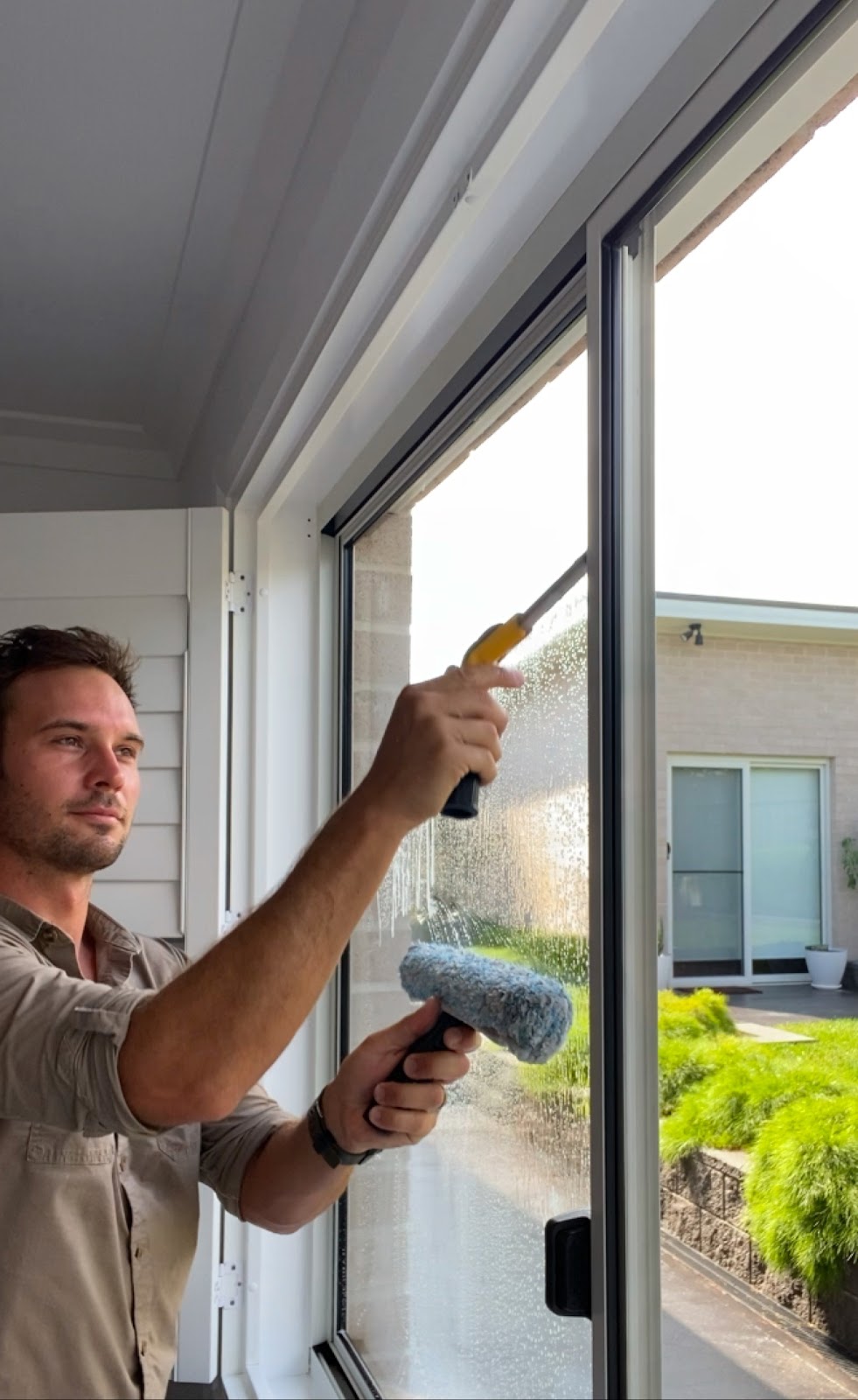 Crystal Clear Window & Solar Cleaning | 13 Howard St, Wallabi Point NSW 2430, Australia | Phone: 0429 627 976