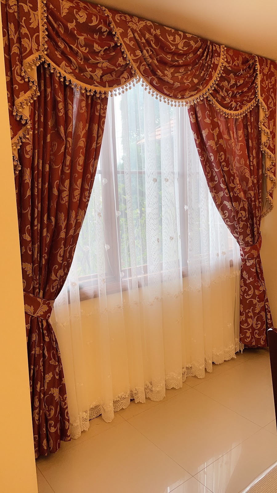Simply Fine Curtains & Blinds | home goods store | 6 Boorea Wy, Villawood NSW 2163, Australia | 0425572200 OR +61 425 572 200
