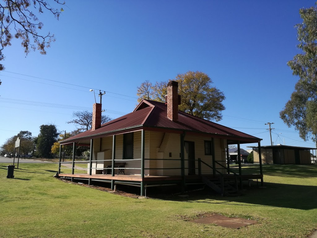 Tooleybuc Pet Friendly Caravan Park | 63 Murray St, Tooleybuc NSW 2736, Australia | Phone: (03) 5030 5025