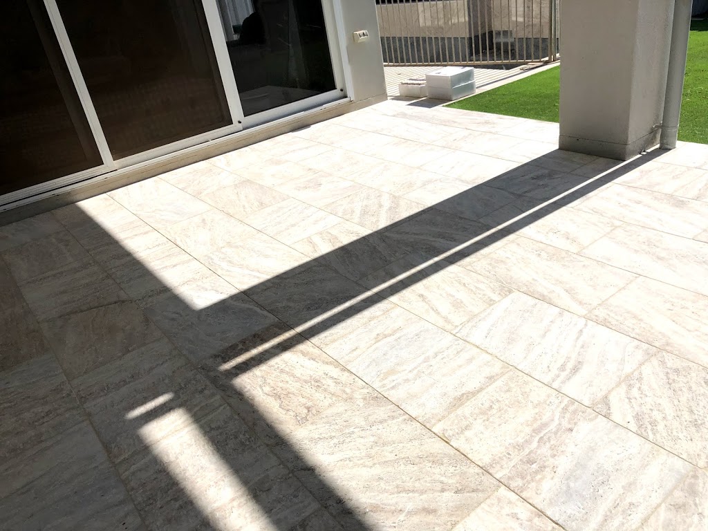 Southern X tiling | 3 Mirella Ct, Waterford QLD 4133, Australia | Phone: 0403 326 731