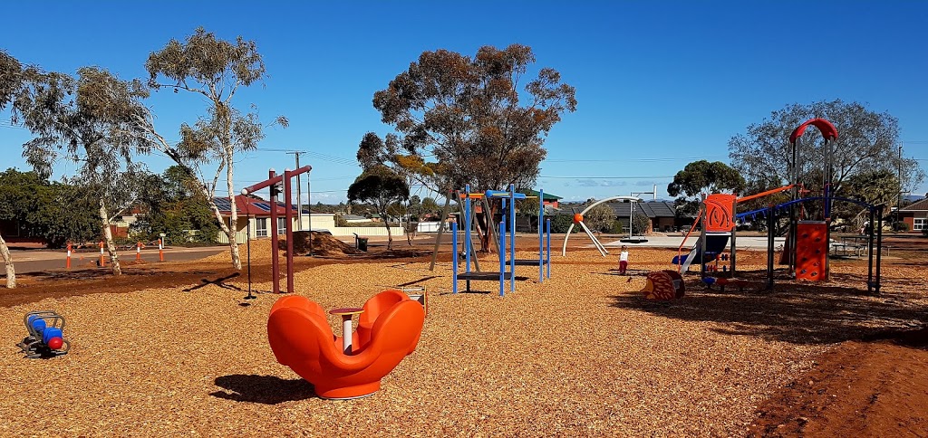 Travers Street Reserve | park | Travers St, Whyalla Norrie SA 5608, Australia | 0886403444 OR +61 8 8640 3444