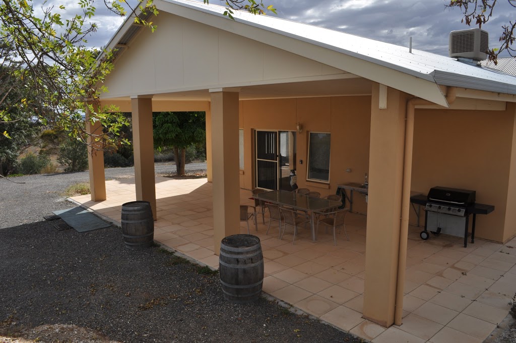 Lambert Estate Retreat | lodging | 33 Crennis Mines Rd, Angaston SA 5353, Australia | 0885642222 OR +61 8 8564 2222