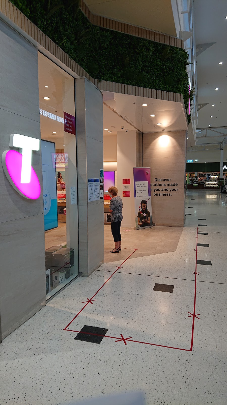 Telstra Capalaba | 38-62 Moreton Bay Road Shop 71 Capalaba Central Shopping Centre, Capalaba QLD 4157, Australia | Phone: 1800 343 920