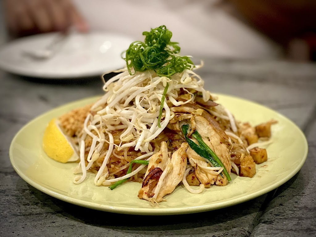 MEU Dining Room | Shop 3b/3 The Piazza, Wentworth Point NSW 2127, Australia | Phone: 0422 964 955