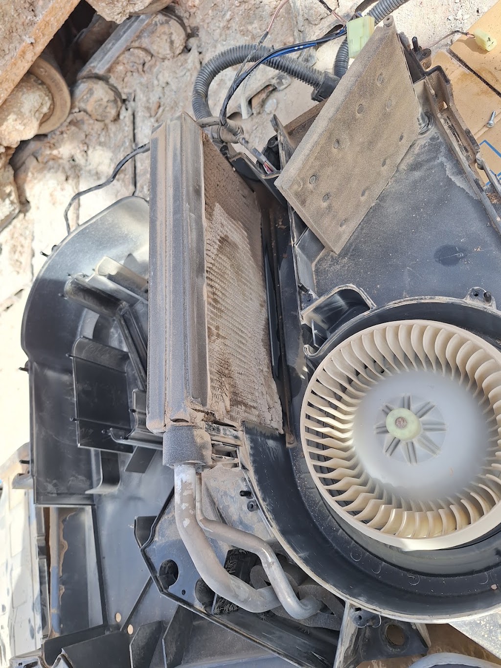 Earthmoving Electrics & Air Conditioning (EEAC) | 72 Howarth St, Ropes Crossing NSW 2760, Australia | Phone: 0419 240 840