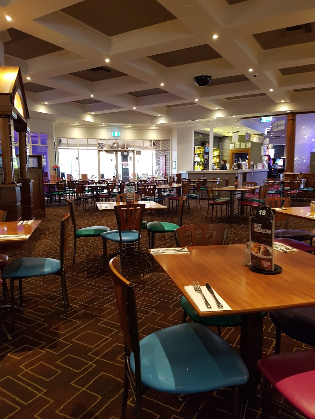 Sands Tavern | 71 Hall Rd, Carrum Downs VIC 3201, Australia | Phone: (03) 9788 9900