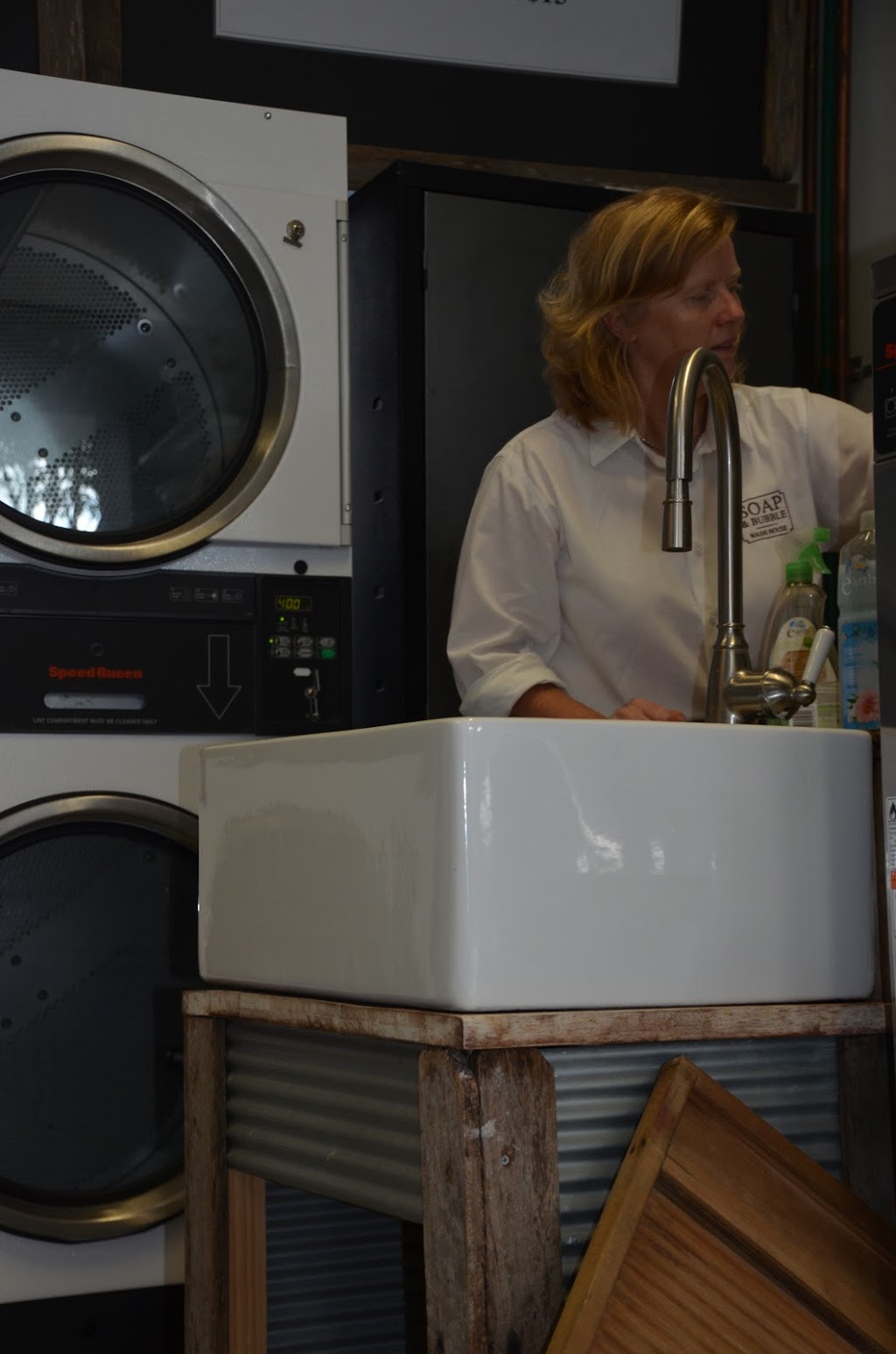 Soap and Bubble Wash House (Personal Laundry Service) | laundry | Botany NSW 2019, Australia | 0296621549 OR +61 2 9662 1549