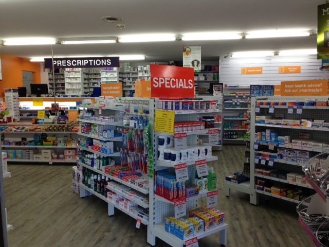Surf Beach Pharmacy | pharmacy | 1/640 Beach Rd, Surf Beach NSW 2536, Australia | 0244711596 OR +61 2 4471 1596