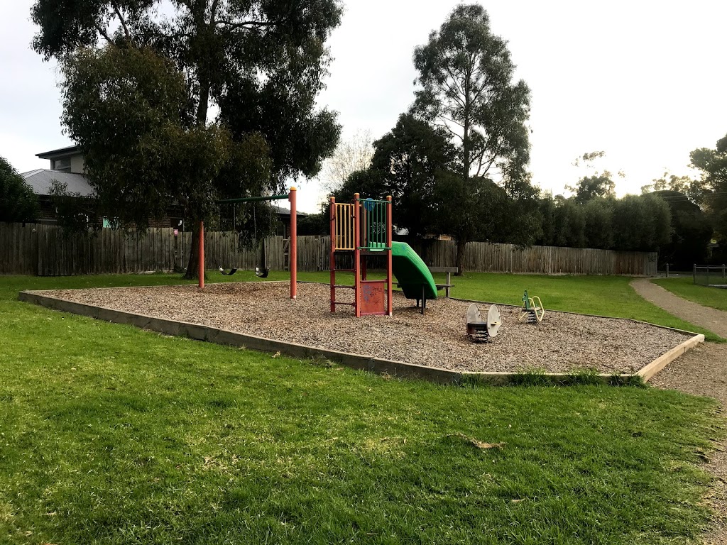 Blackburn- Carronvale Reserve | park | Blackburn Rd, Mooroolbark VIC 3138, Australia