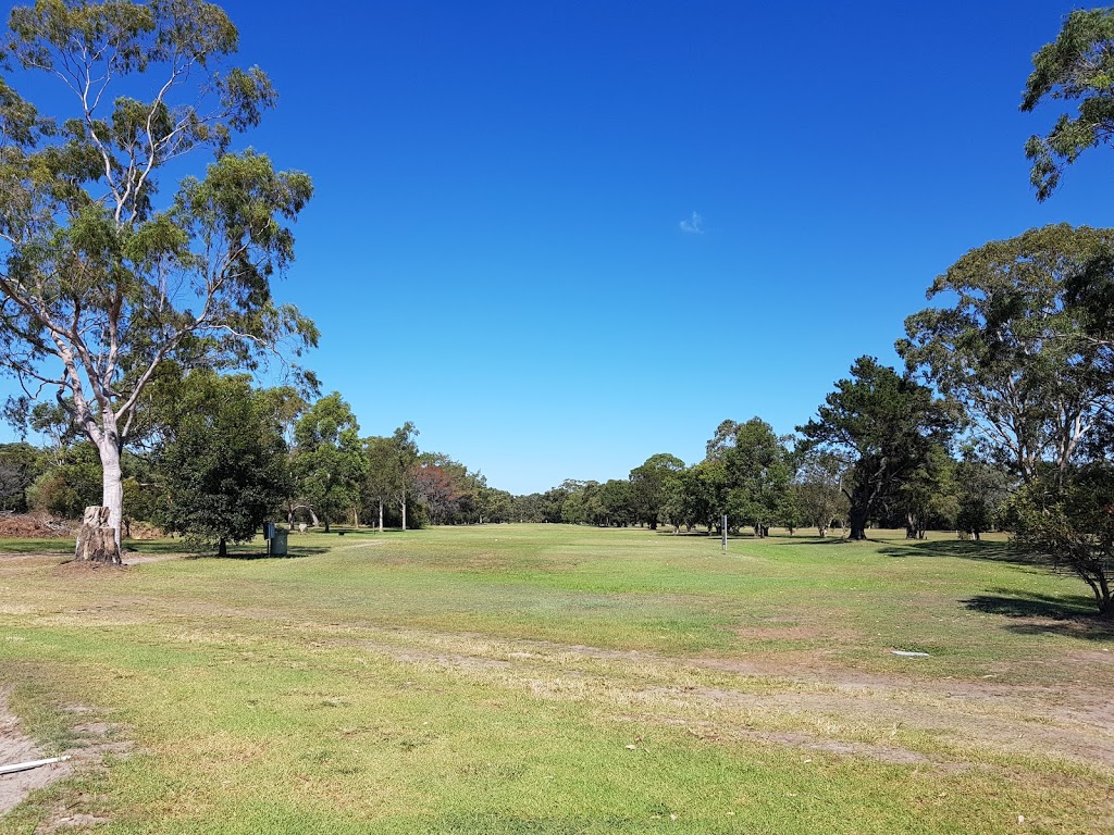 Tanilba Bay Golf Club | 988 Lemon Tree Passage Rd, Tanilba Bay NSW 2319, Australia | Phone: (02) 4982 3215