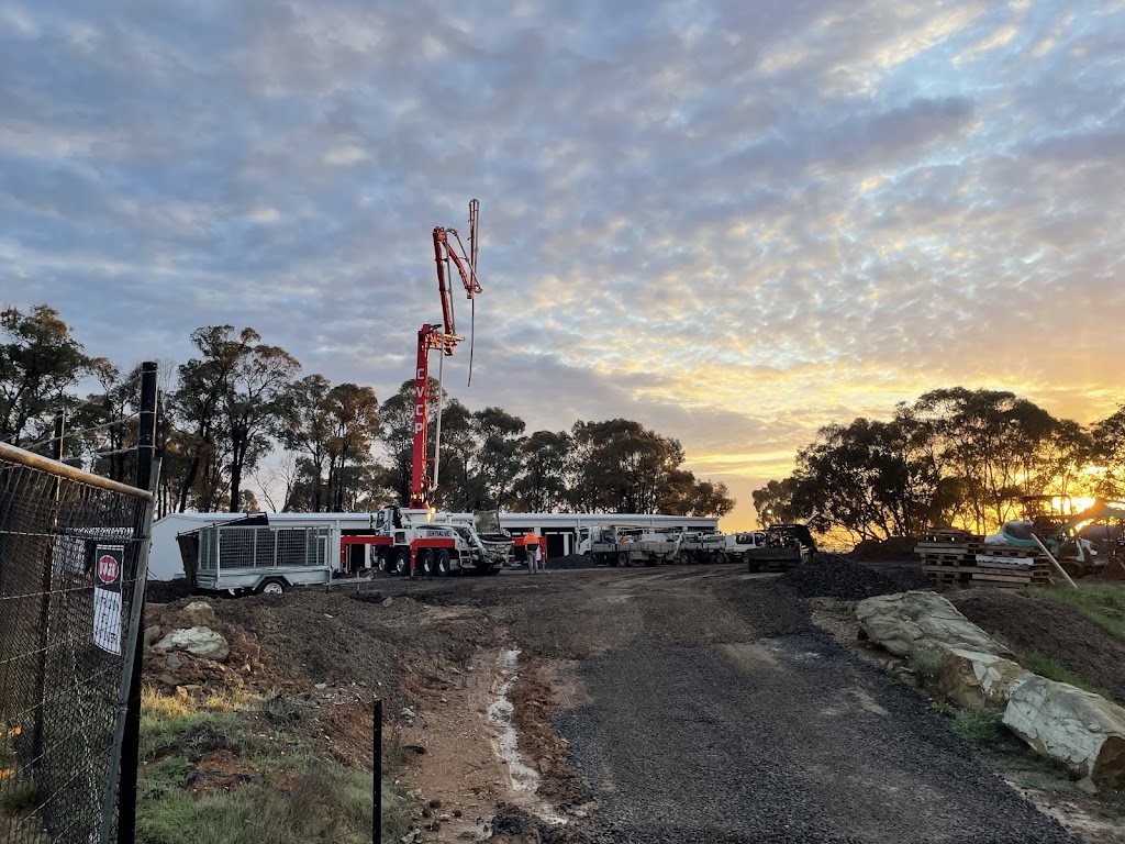 3B Self Storage Bendigo | 18 Fairview Rd, Kangaroo Flat VIC 3555, Australia | Phone: (03) 5454 6600
