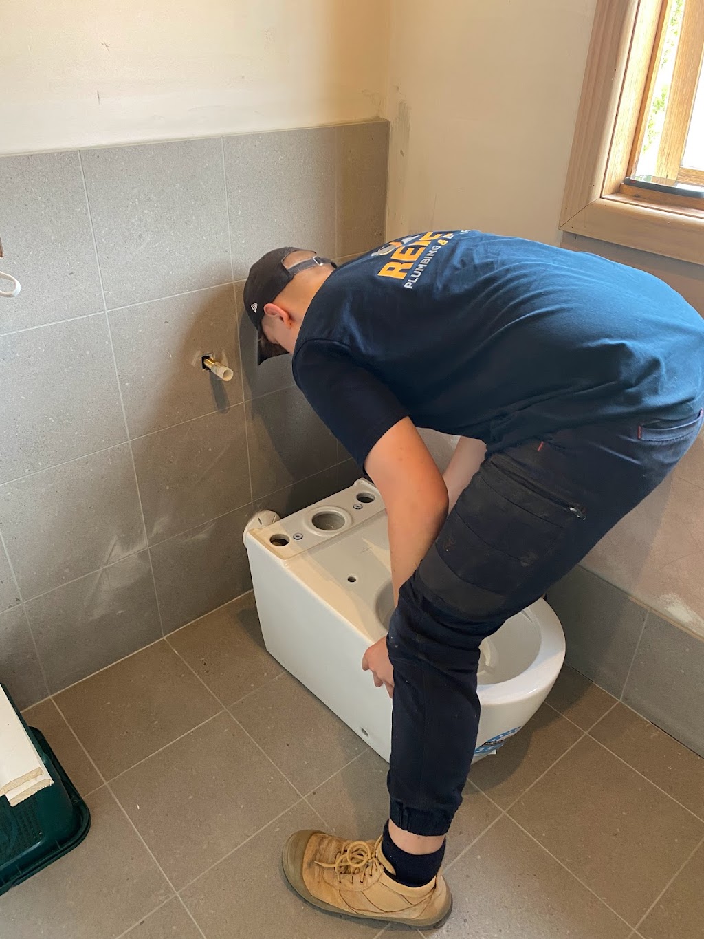 Renew Plumbing and bathrooms | plumber | 18 Merriman Cres, MacArthur ACT 2904, Australia | 0431882229 OR +61 431 882 229
