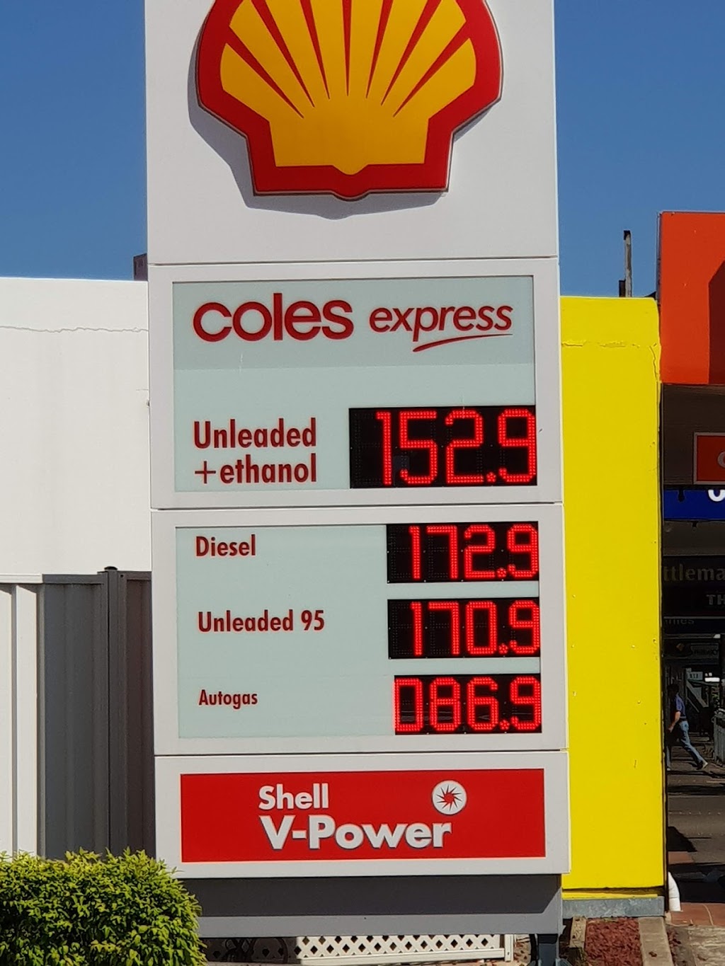 Shell | gas station | 126 Great Western Hwy, Blaxland NSW 2774, Australia | 0247398945 OR +61 2 4739 8945