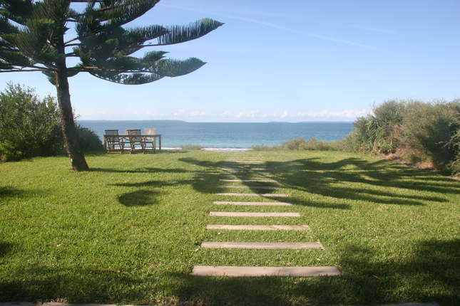 Barefoot at Callala Beach | lodging | 67 Quay Rd, Callala Beach NSW 2540, Australia | 0413730969 OR +61 413 730 969